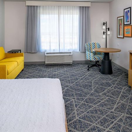 Hampton Inn By Hilton St Louis Airport Woodson Terrace Экстерьер фото