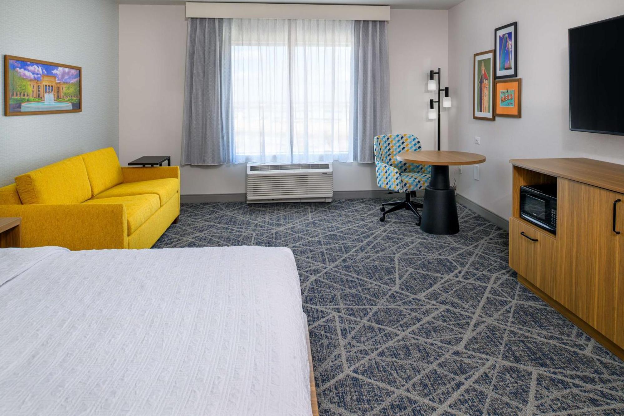 Hampton Inn By Hilton St Louis Airport Woodson Terrace Экстерьер фото