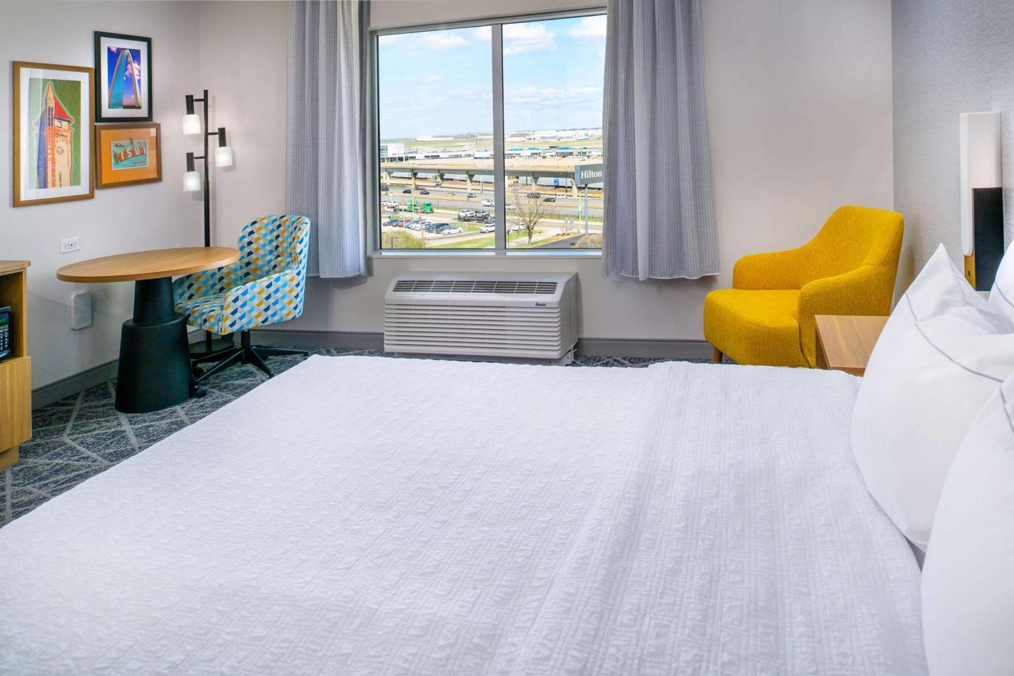 Hampton Inn By Hilton St Louis Airport Woodson Terrace Экстерьер фото