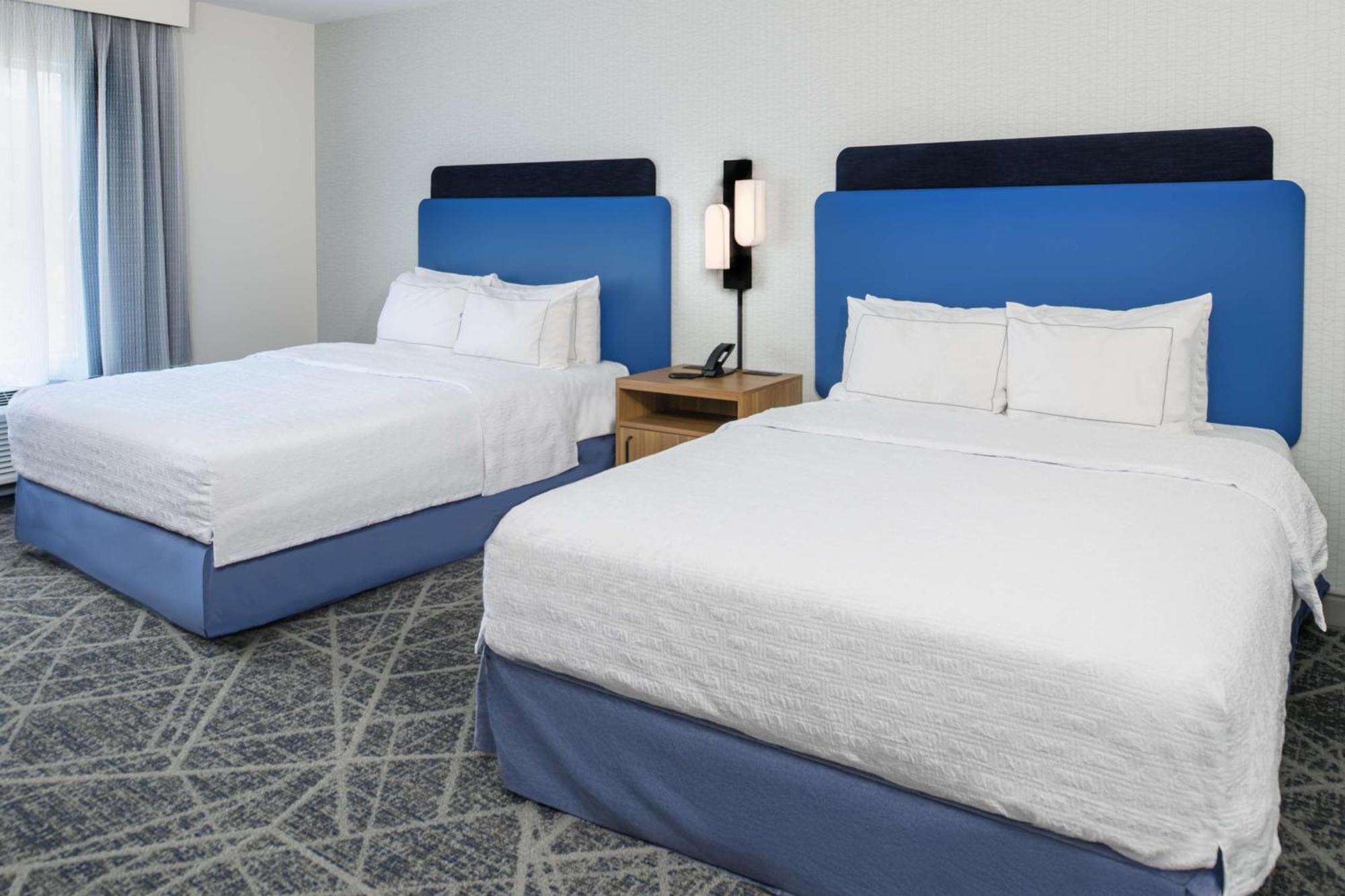 Hampton Inn By Hilton St Louis Airport Woodson Terrace Экстерьер фото